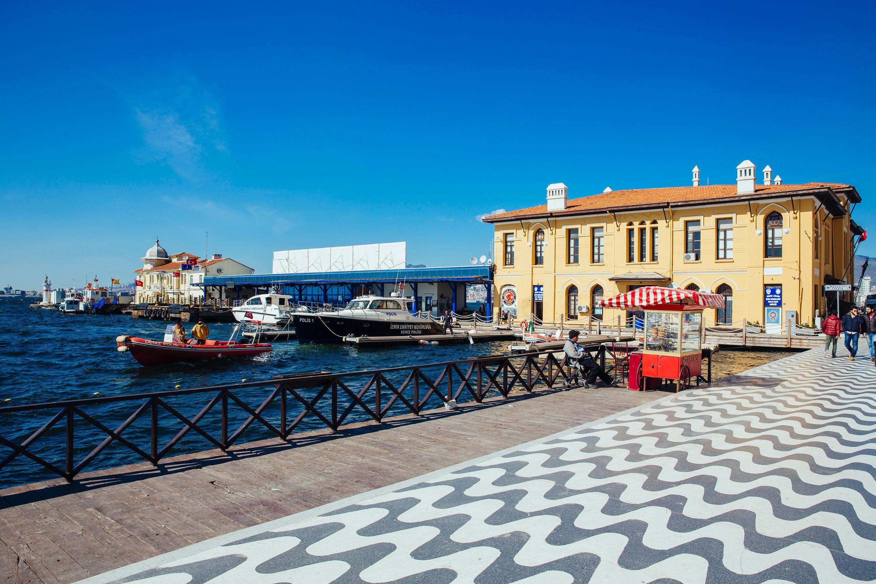 Готель Pasaport Pier Ізмір